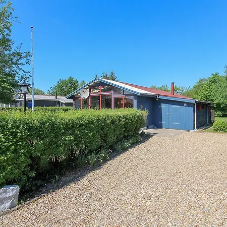 Three-bedroom Holiday In * Tarm