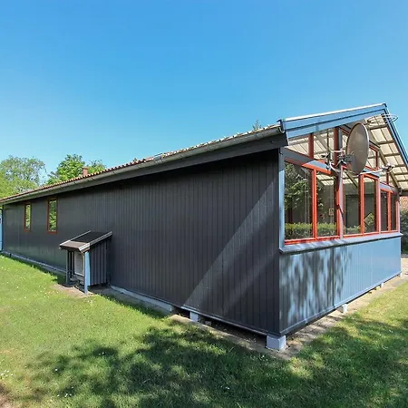 בית נופש Three-bedroom Holiday In